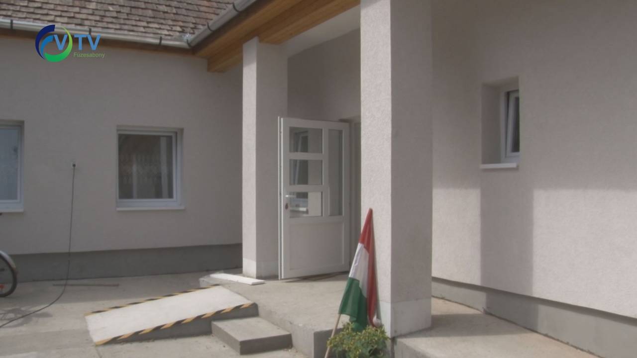 Mezőszemere00000000