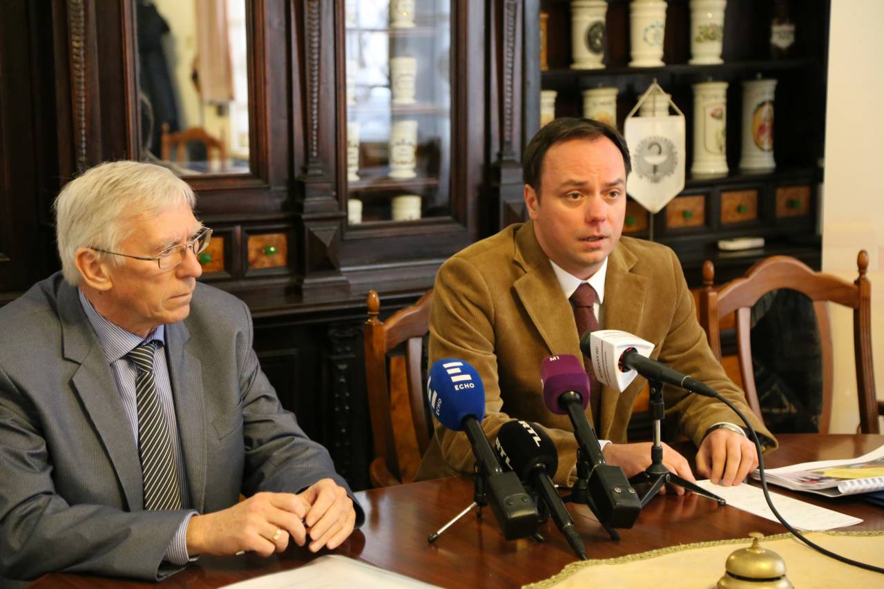 Gyógyszerész
