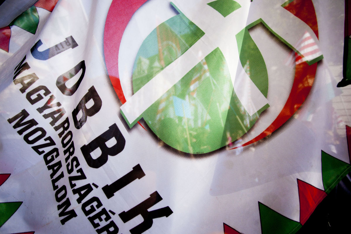 Jobbik zaszlo