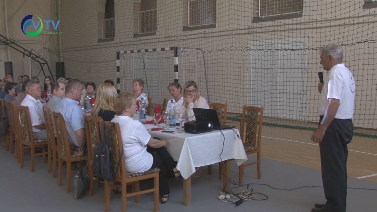 A civileknek is felajánlható a HIPA00000000
