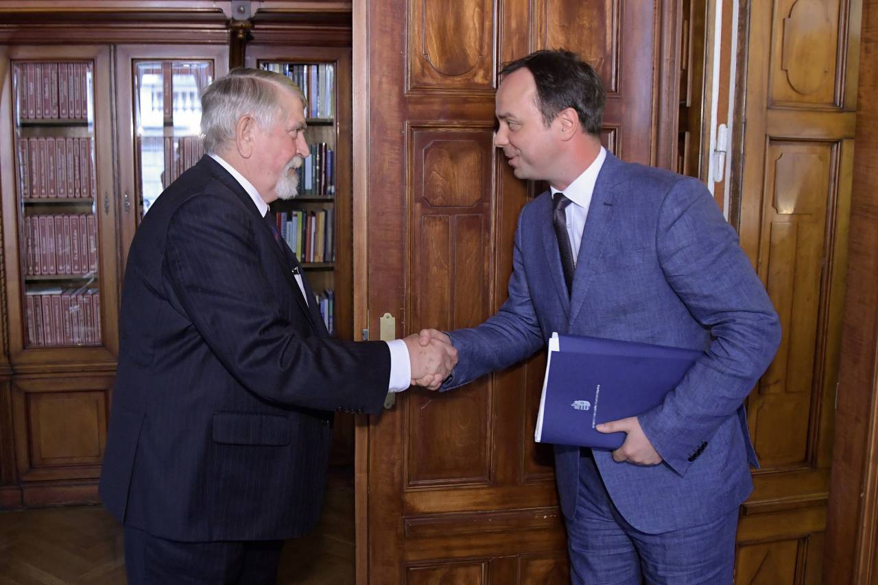 Kasler miklos nyitrai zsolt
