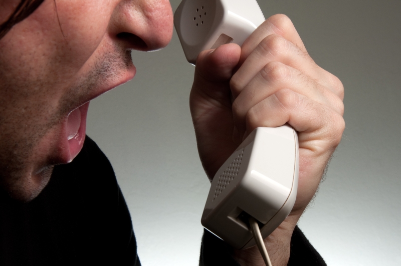 Telefonos zakaltás