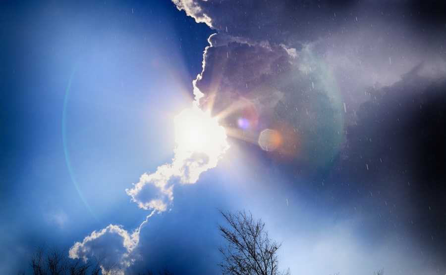 Termalfurdo felhok es napsutes