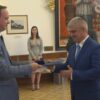 Képviselői elismerés00000000