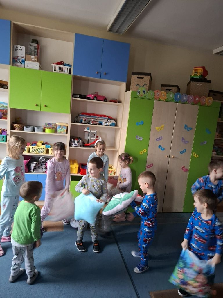 Aabf8fcf 3aab 4ba9 ab0e 46513f6154a1